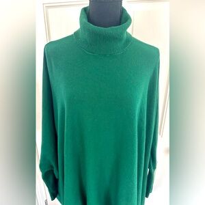 Alfani Hunter Green Turtleneck with Dolman Sleeves, Large